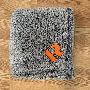 ROCKWALL HIGH SCHOOL SHERPA BLANKET WITH EMBROIDERED ROCKIN R